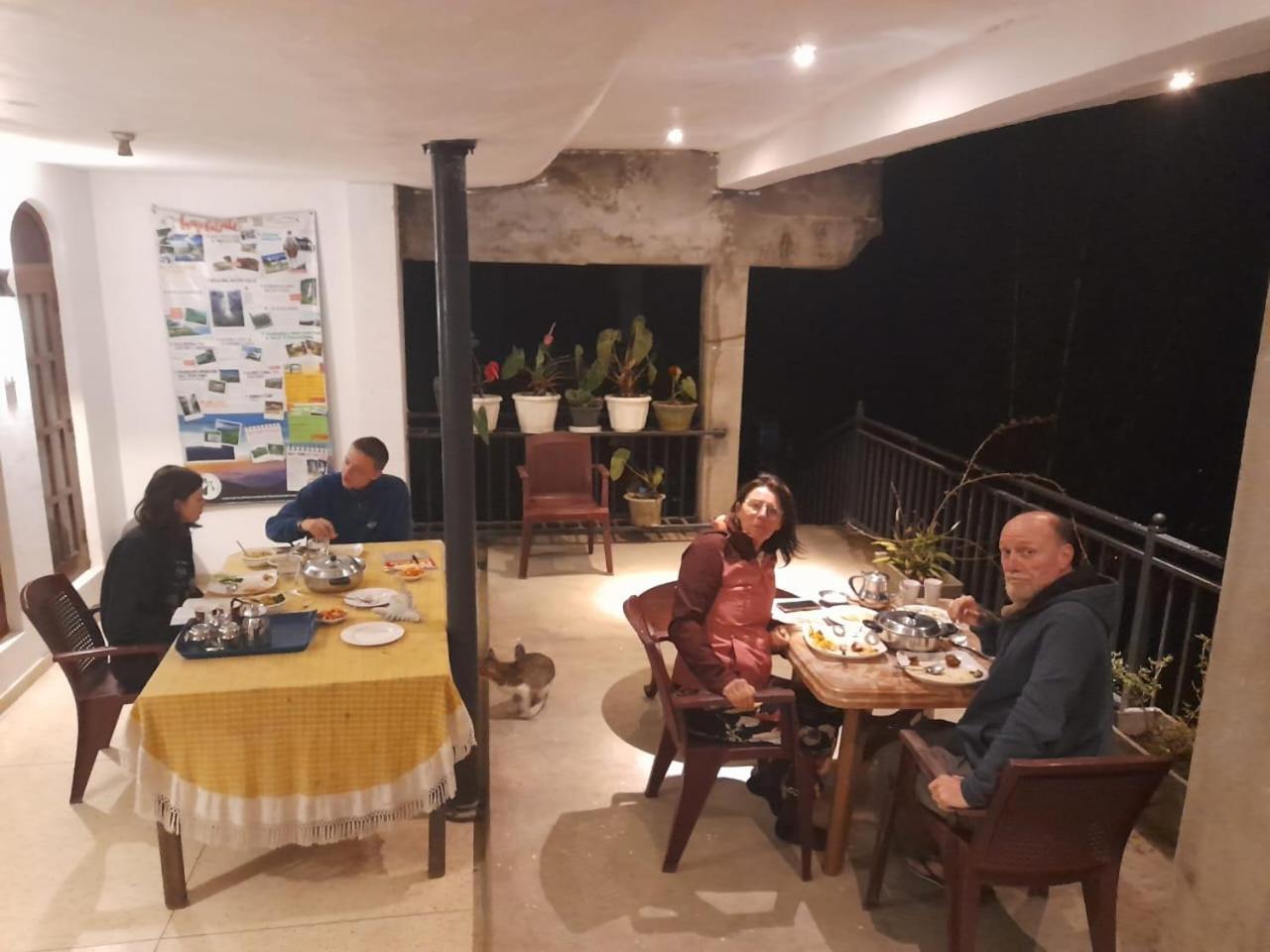 Farah Guest Inn هابيوتيل المظهر الخارجي الصورة
