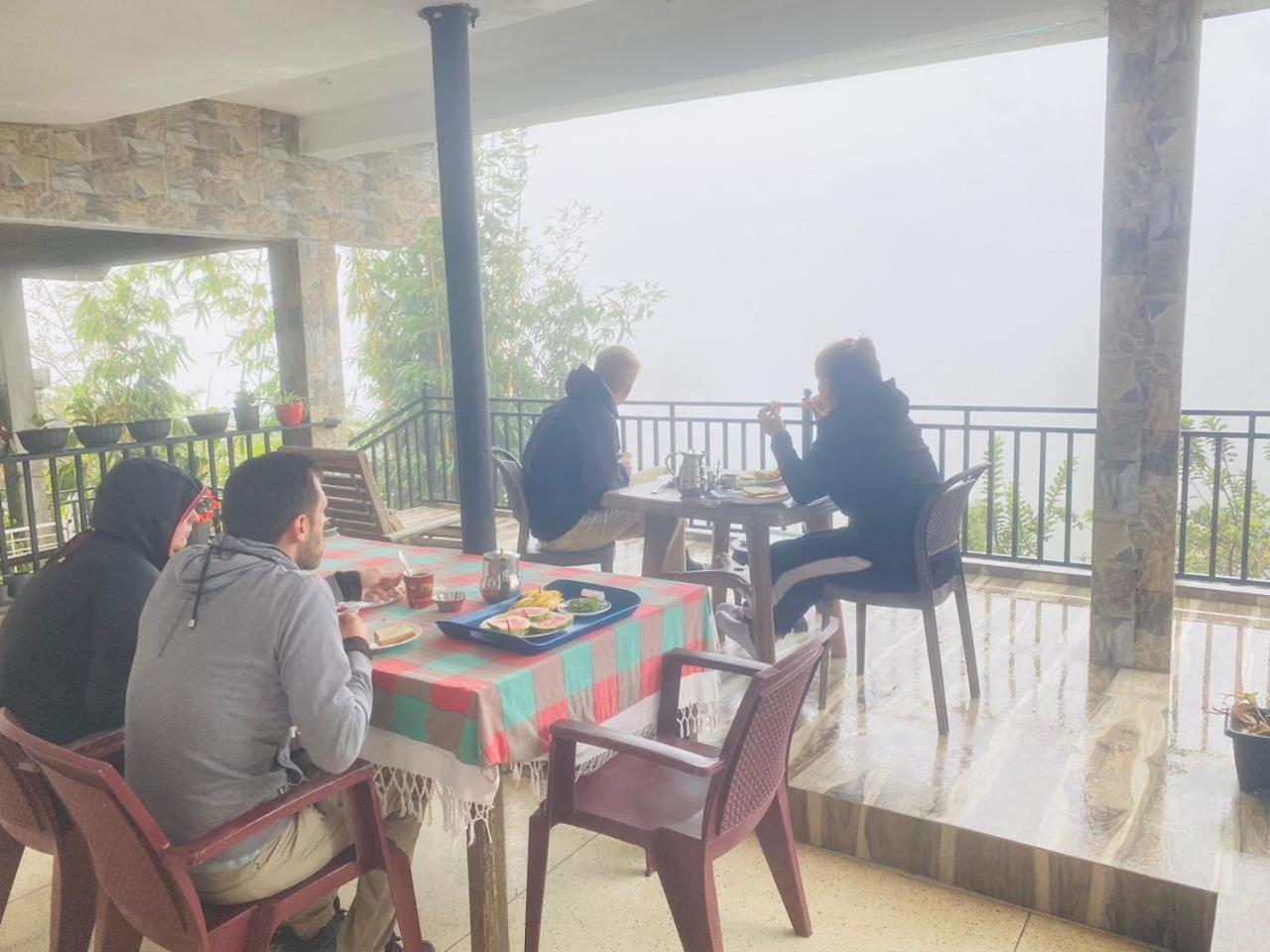 Farah Guest Inn هابيوتيل المظهر الخارجي الصورة